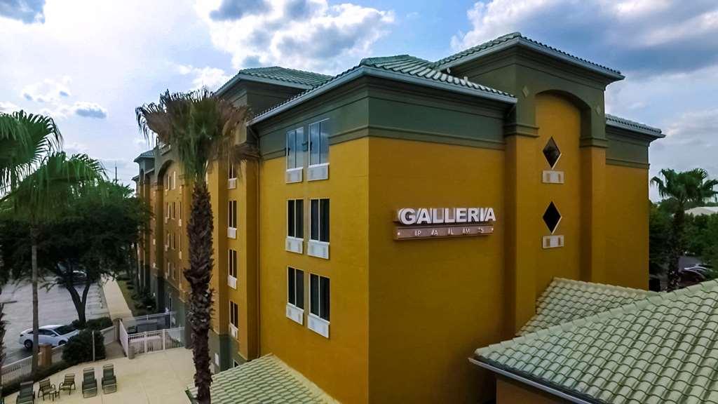 Galleria Palms Orlando - Free Theme Park Shuttles Hotel Four Corners Amenities photo