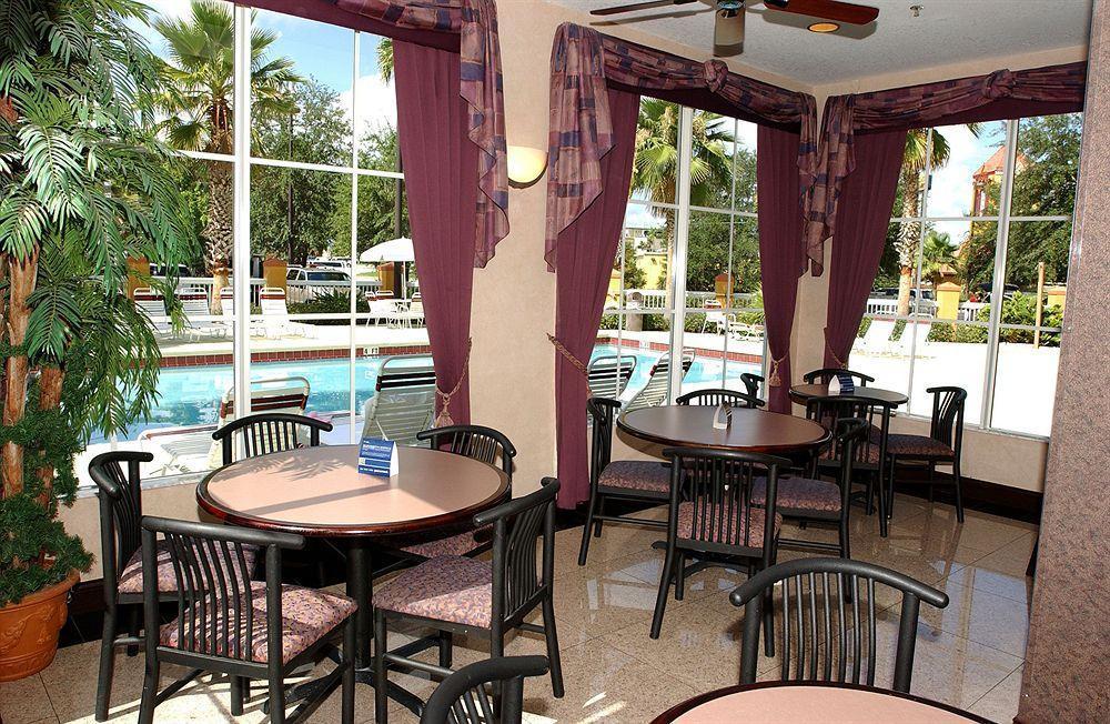 Galleria Palms Orlando - Free Theme Park Shuttles Four Corners Restaurant photo