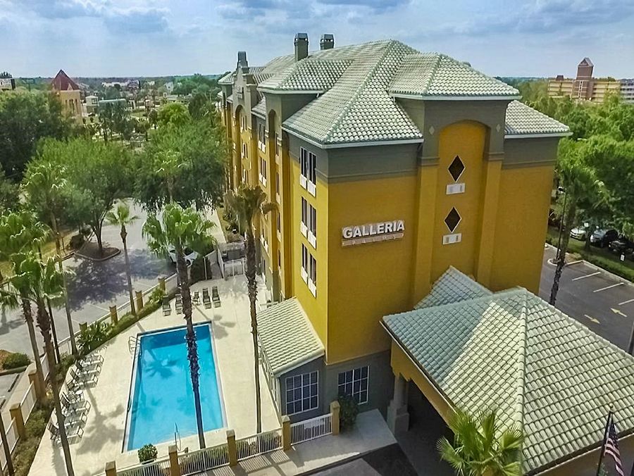 Galleria Palms Orlando - Free Theme Park Shuttles Four Corners Exterior photo