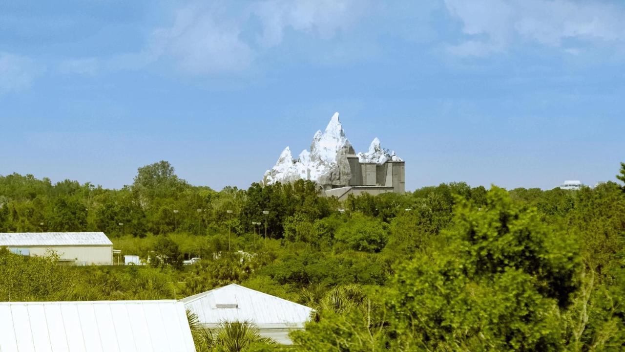 Galleria Palms Orlando - Free Theme Park Shuttles Four Corners Exterior photo